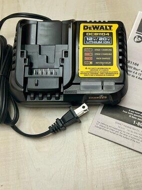 DCB1104 DEWALT Charger 12v / 20v MAX 4 amp charger **NEW**